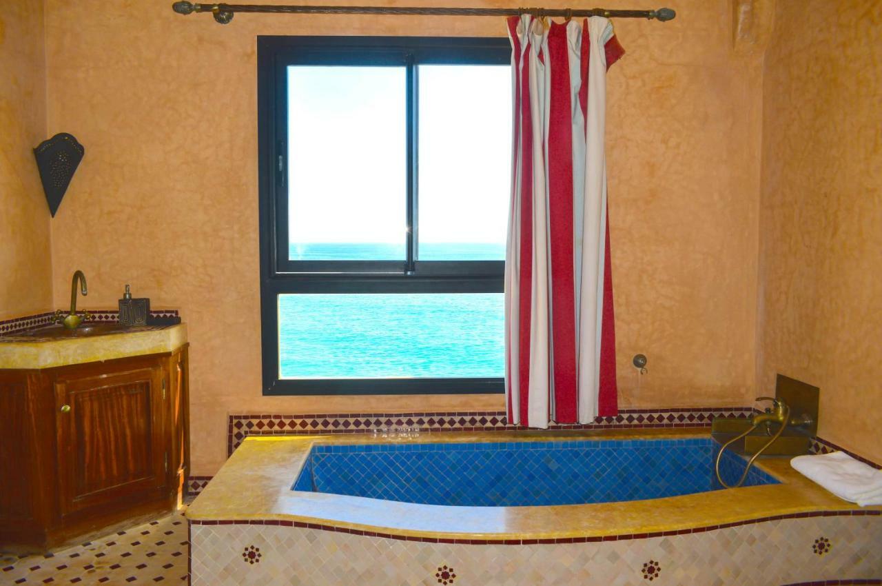 Bouad Seafront Apartments & Rooms Taghazout Exterior foto